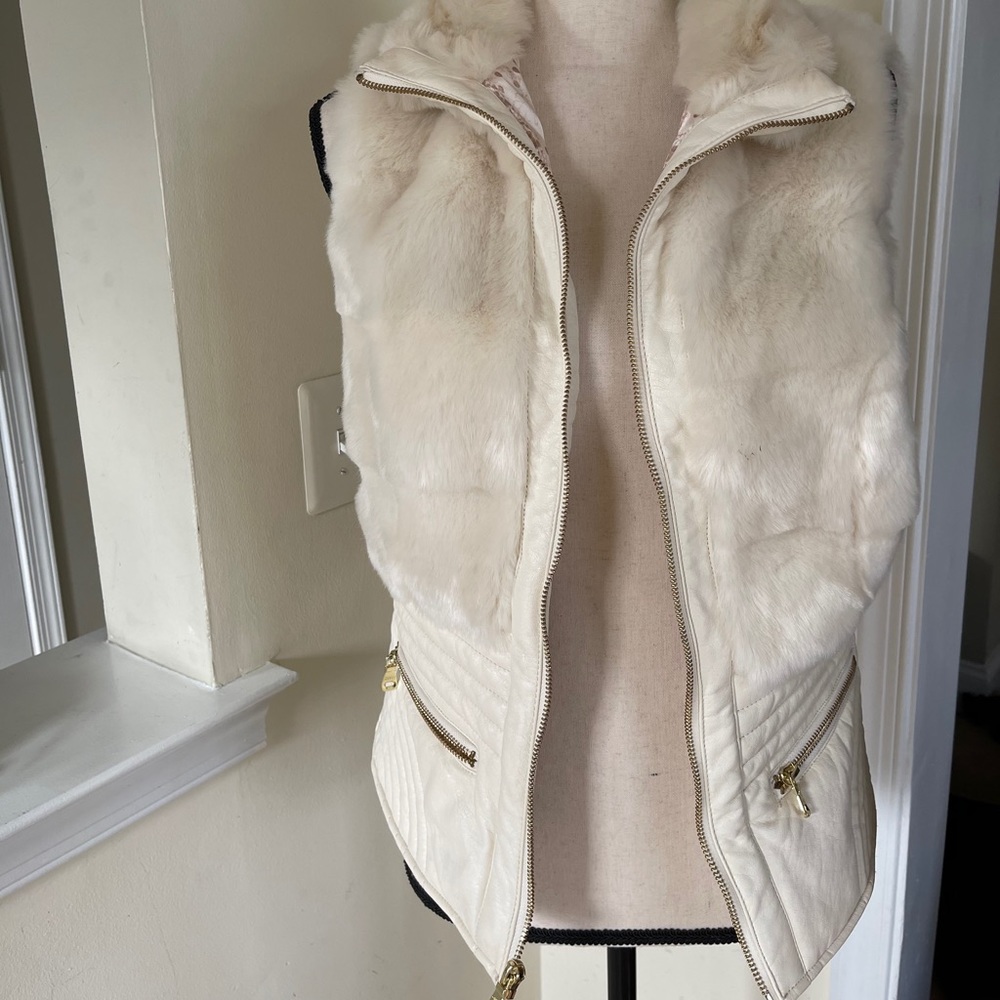 Guess Faux fur vest